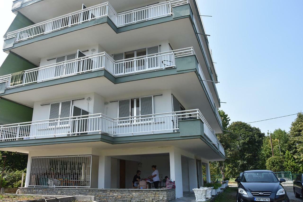 Prado Apartments 리토코론 외부 사진